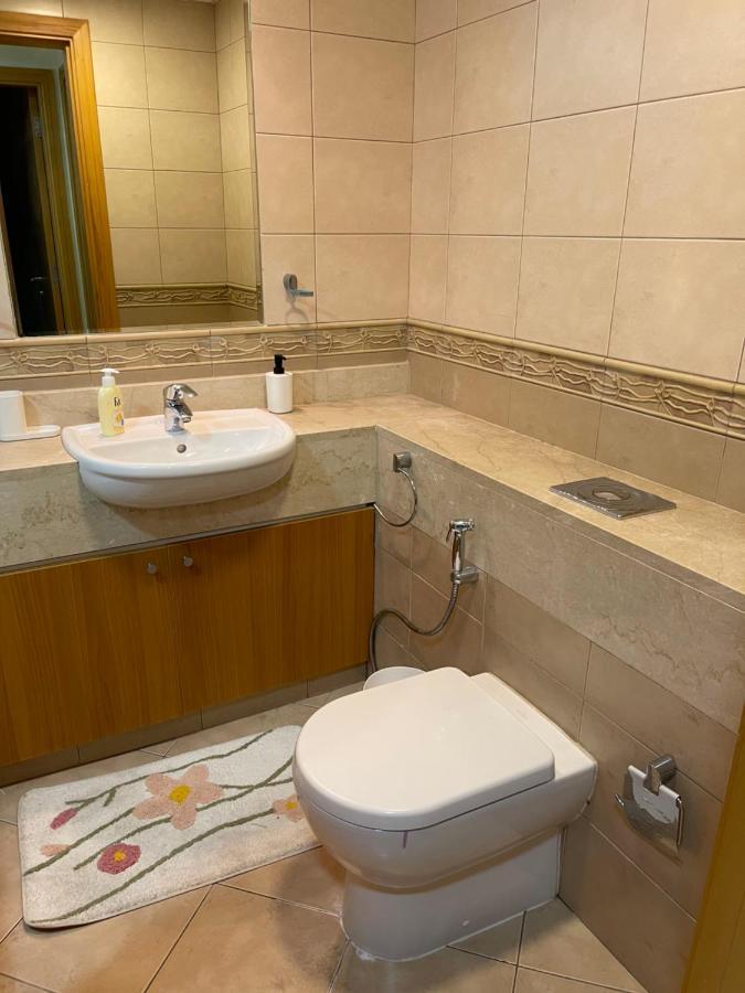 Metro Premium Location Spacious 2 Bedroom Apartment Right Next To The Metro ドバイ エクステリア 写真